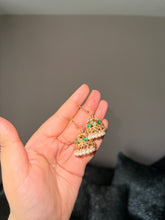 Load image into Gallery viewer, Gold Kundan Jhumki
